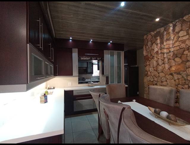 4 BEDROOM HOUSE FOR SALE IN RISIVILLE